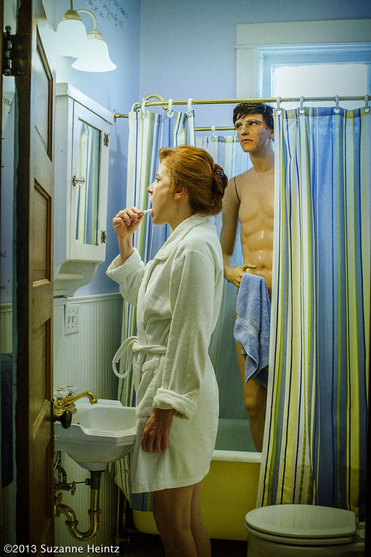 Illustration de l'article : Cette photographe pose avec sa fausse famille depuis 14 ans (26 photos)