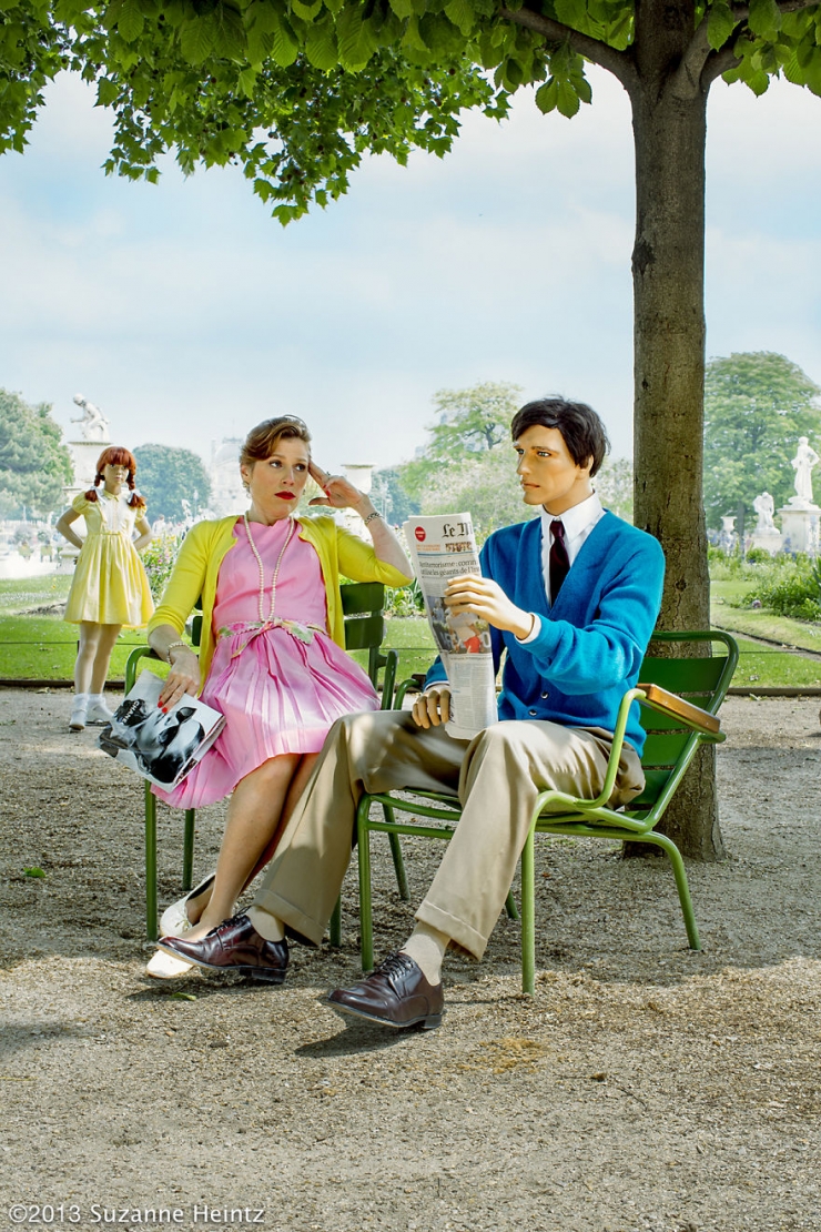 Illustration de l'article : Cette photographe pose avec sa fausse famille depuis 14 ans (26 photos)