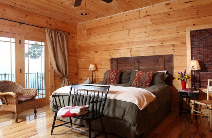 Illustration de l'article : Récup et déco, voici 42 idées pour avoir une tête de lit originale et en bois !