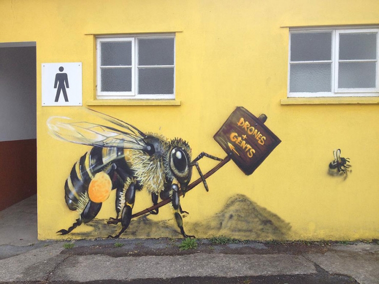 Illustration de l'article : Il pare les rues londoniennes de fresques peuplées d'abeilles pour attirer l'attention sur le danger qui les guette