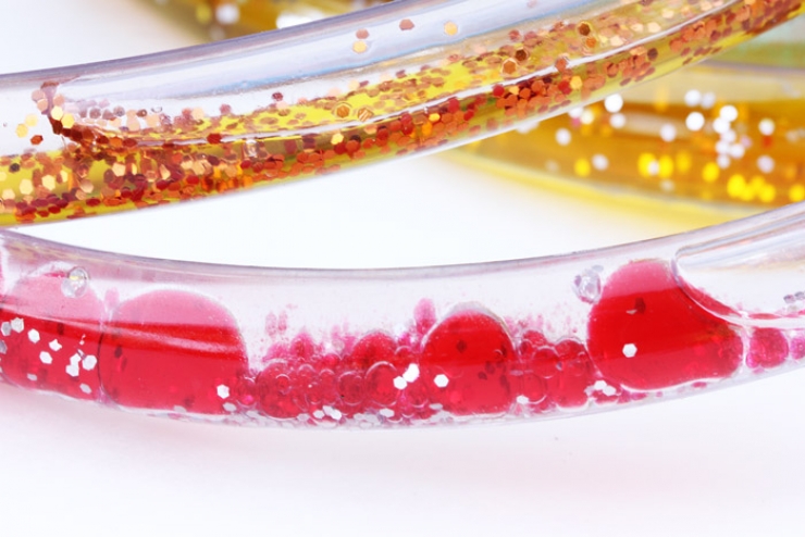 Illustration de l'article : Des tubes color&eacute;s &agrave; fabriquer &agrave; la maison, id&eacute;al pour une activit&eacute; avec des enfants !