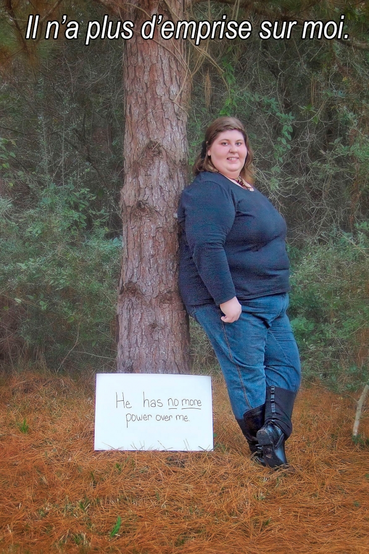 Illustration de l'article : Cette jeune femme d&eacute;nonce son violeur dans un Shooting photo impressionnant ! 