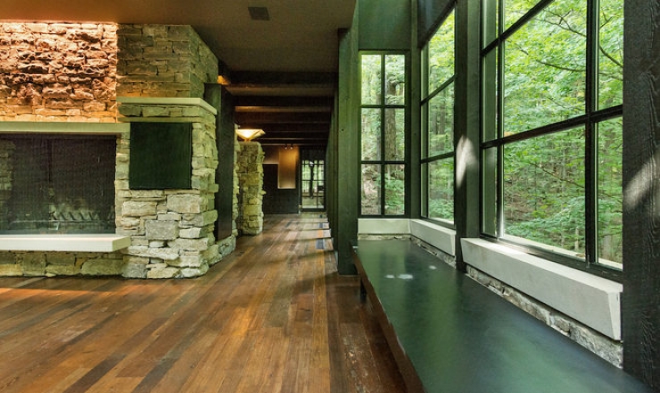 Illustration de l'article : L'int&eacute;rieur de cette maison de luxe qui se trouve dans les arbres devrait vous faire r&ecirc;ver !