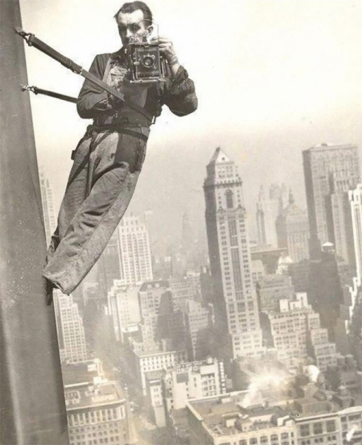 Illustration de l'article : Ces photographes pr&ecirc;t-&agrave;-tout pour trouver le bon angle