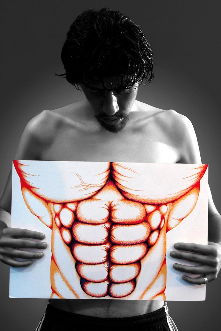 Illustration de l'article : Voici comment cet artiste d&eacute;nonce les canons de beaut&eacute; actuels