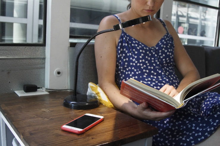 Illustration de l'article : Ce qu'un groupe d'amis a fait apr&egrave;s avoir r&eacute;cup&eacute;r&eacute; ce bus est vraiment INCROYABLE !