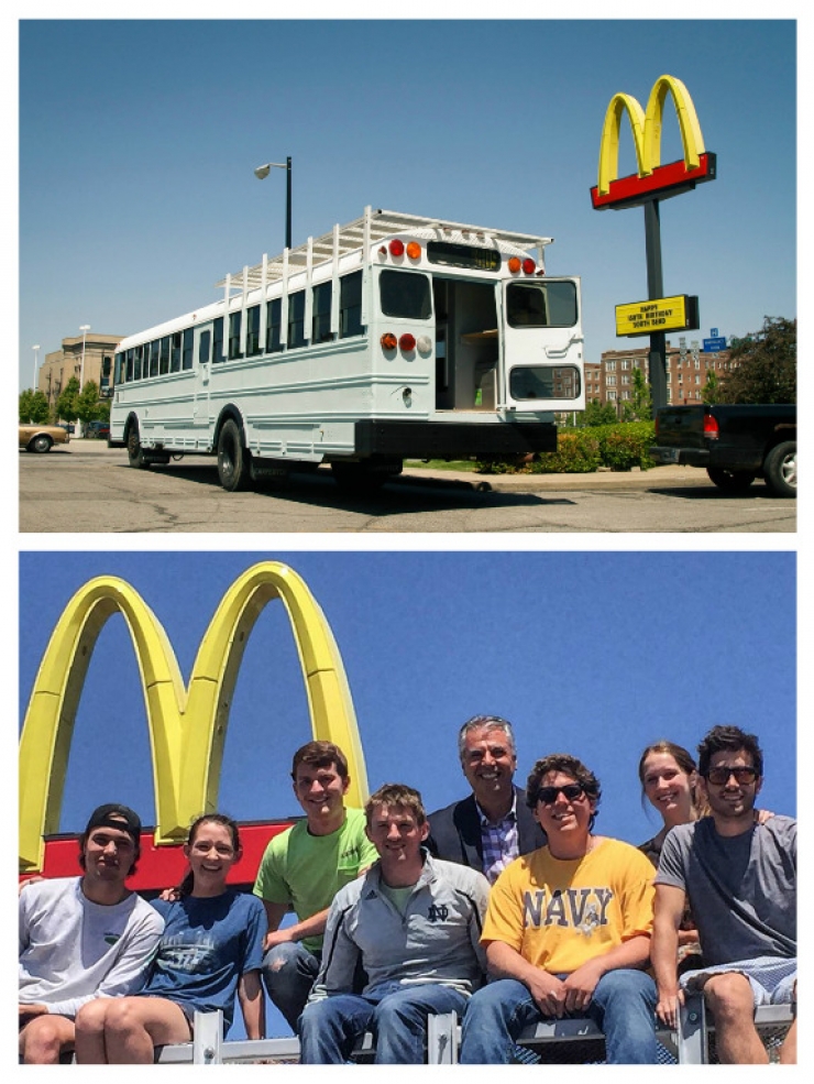 Illustration de l'article : Ce qu'un groupe d'amis a fait apr&egrave;s avoir r&eacute;cup&eacute;r&eacute; ce bus est vraiment INCROYABLE !