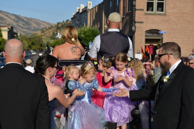 Illustration de l'article : Souffrant d'un cancer &agrave; 5 ans, ce que son papa fait pour son dernier anniversaire est &eacute;mouvant...