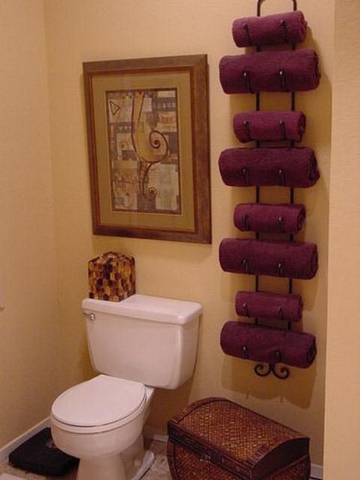 Illustration de l'article : Si vous avez une petite salle de bain, ces 17 astuces de rangement sont faites pour vous ! 