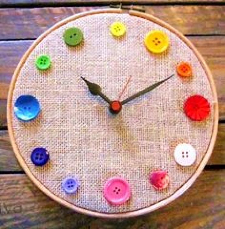 Illustration de l'article : R&eacute;cup&eacute;ration et cr&eacute;ativit&eacute; pour ces 46 horloges... Tout se transforme !