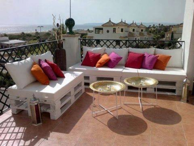 Illustration de l'article : 70 r&eacute;alisations &agrave; base de palettes en bois... Il y en a pour tous les go&ucirc;ts ! 