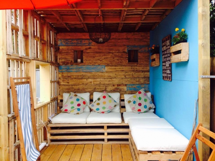 Illustration de l'article : 70 r&eacute;alisations &agrave; base de palettes en bois... Il y en a pour tous les go&ucirc;ts ! 