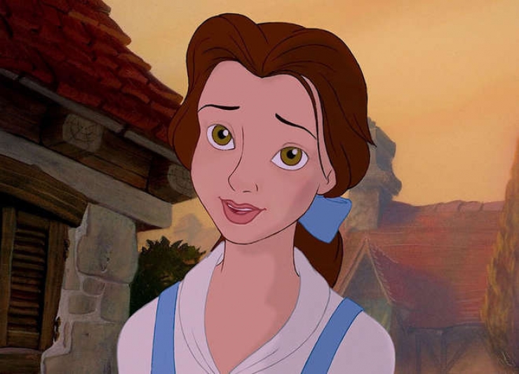 Illustration de l'article : Voil&agrave; &agrave; quoi ressembleraient les princesses Disney sans maquillage... Quel changement pour Blanche Neige !