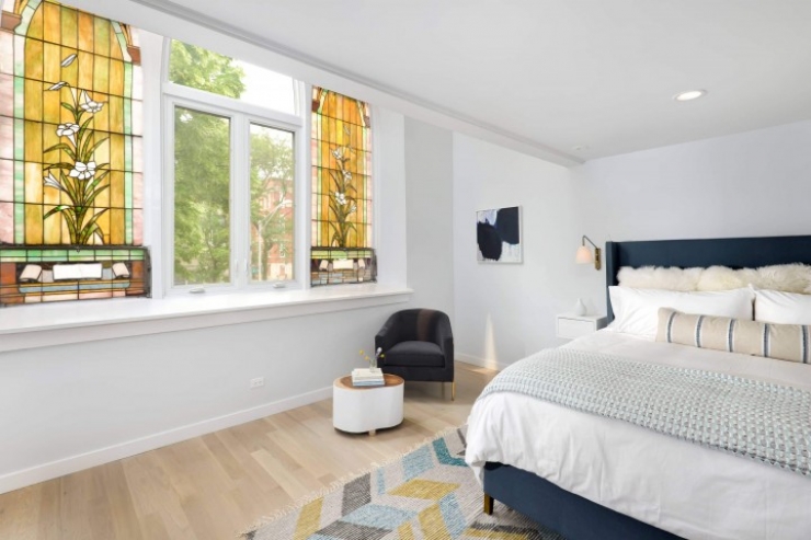 Illustration de l'article : Ils transforment une &eacute;glise en maison contemporaine ! J'aime beaucoup le r&eacute;sultat...