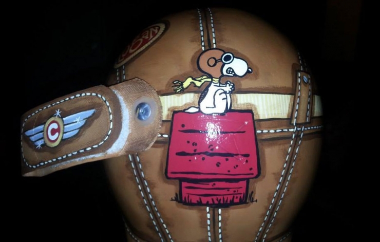 Illustration de l'article : Paula Strawn transforme des proth&egrave;ses en oeuvres d'art pour qu'elles soient plus agr&eacute;ables pour les b&eacute;b&eacute;s...