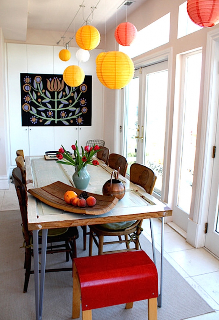 Illustration de l'article : De vieilles portes transform&eacute;es pour am&eacute;liorer le quotidien... De quoi vous donner des id&eacute;es ! 