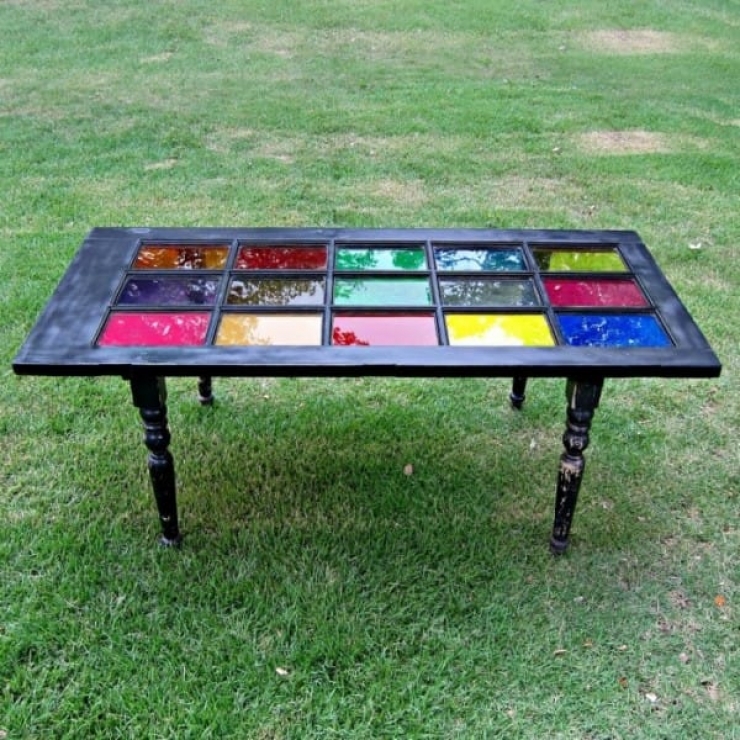 Illustration de l'article : De vieilles portes transform&eacute;es pour am&eacute;liorer le quotidien... De quoi vous donner des id&eacute;es ! 