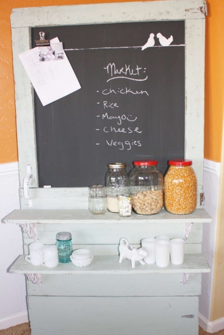 Illustration de l'article : De vieilles portes transform&eacute;es pour am&eacute;liorer le quotidien... De quoi vous donner des id&eacute;es ! 