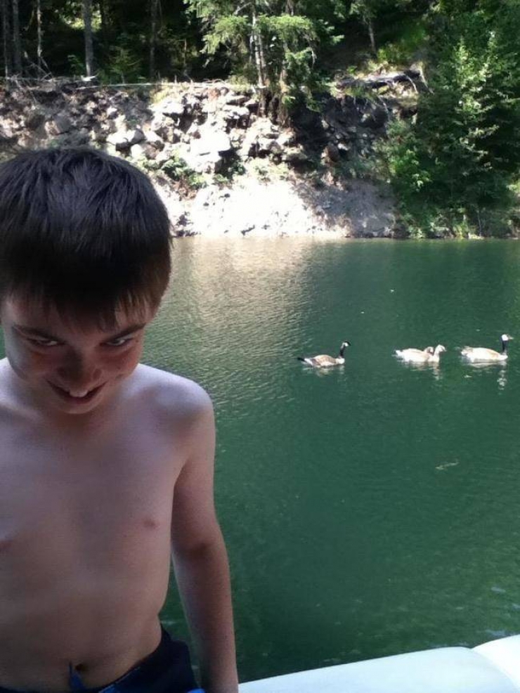 Illustration de l'article : Ces 21 enfants donnent l'impression d'être tout droit sortis d'un film d'horreur... Le top à ne pas regarder avant d'aller dormir !