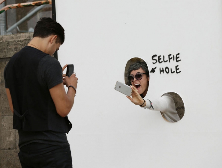 Illustration de l'article : Dismaland : le Disneyland glauque et cauchemardesque de Banksy...