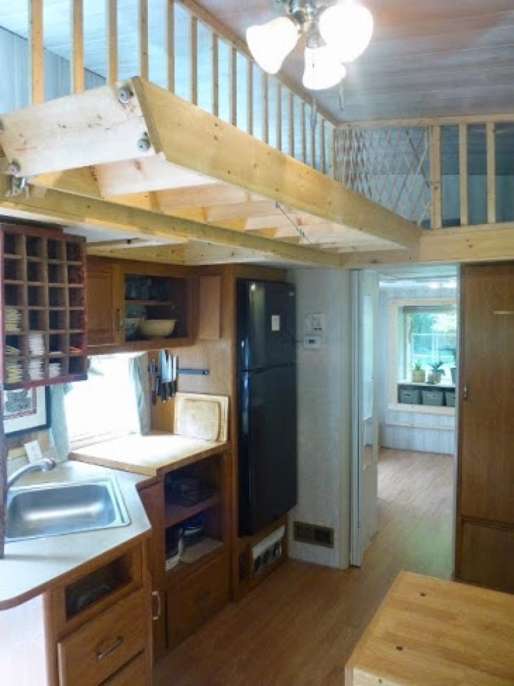 Illustration de l'article : Je ne m'attendais pas &agrave; une transformation aussi impressionnante en voyant cette vieille caravane ! C'est du beau boulot...