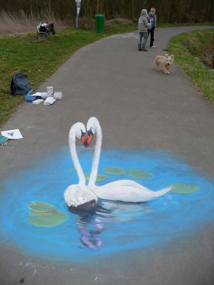 Illustration de l'article : Donnez une craie &agrave; Nikolaj Arndt et il vous r&eacute;alisera des projets renversants en 3D... La preuve avec ces 11 photos !