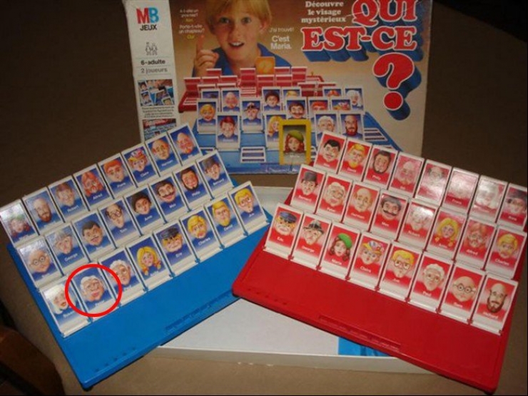 Illustration de l'article : Zoom sur 35 jouets qui ont dû vous marquer si vous étiez gosse dans les années 90… On jouait tous avec le 9 dans la cour de récréation !