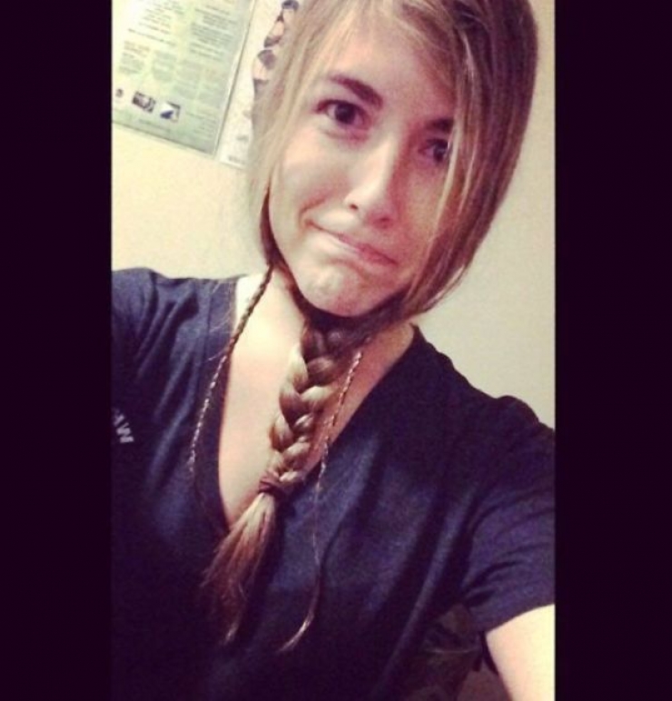 Illustration de l'article : Se tailler les cheveux en forme de barbe, la nouvelle mode des femmes qui fait fureur… Qu’en pensez-vous ?