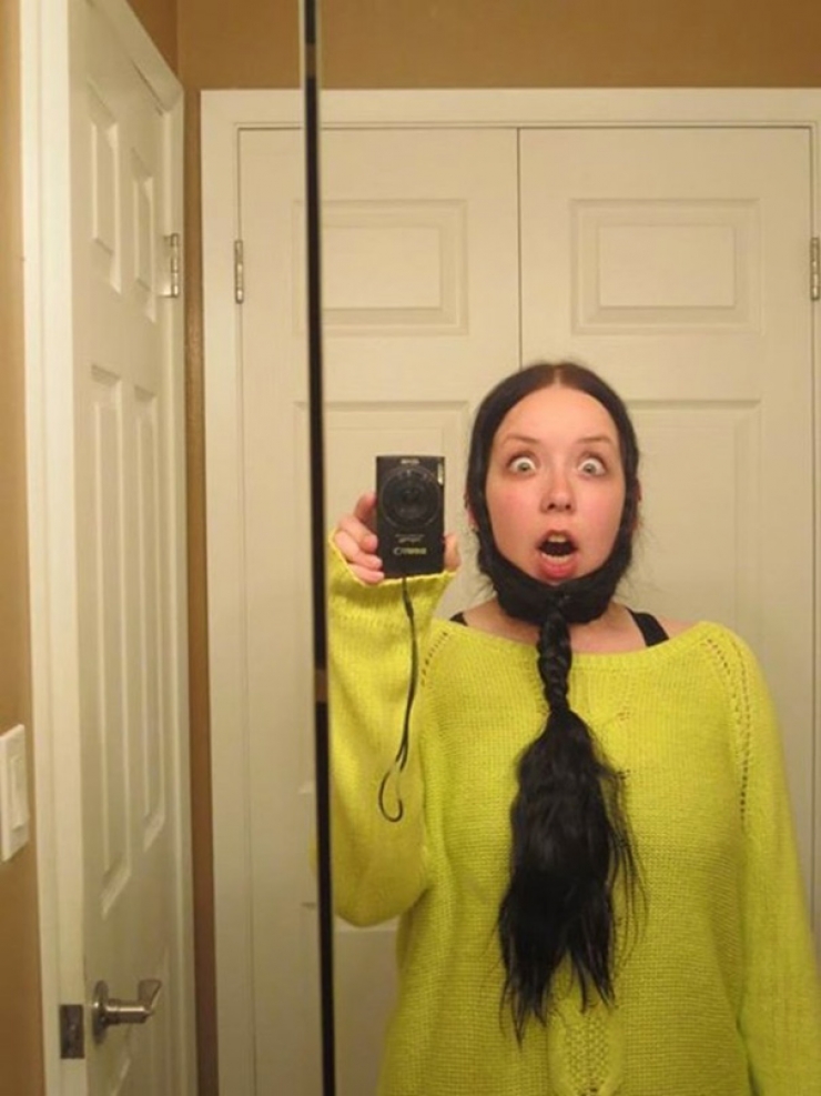 Illustration de l'article : Se tailler les cheveux en forme de barbe, la nouvelle mode des femmes qui fait fureur… Qu’en pensez-vous ?