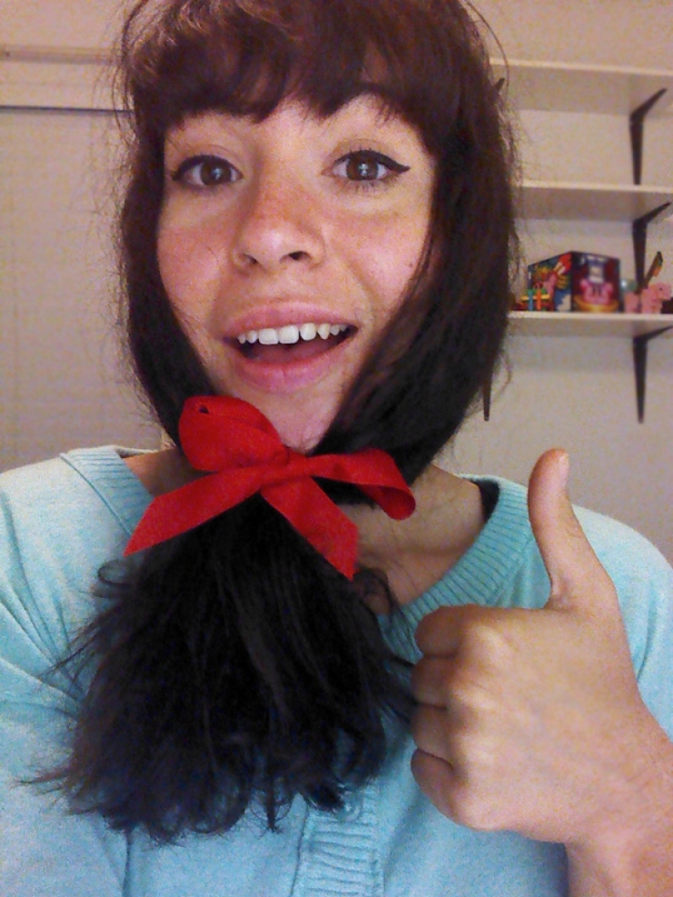 Illustration de l'article : Se tailler les cheveux en forme de barbe, la nouvelle mode des femmes qui fait fureur… Qu’en pensez-vous ?