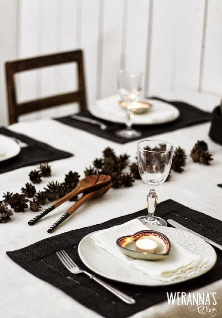 Illustration de l'article : Voici 20 idées de décorations de tables de Noël… La 3 est magnifique !