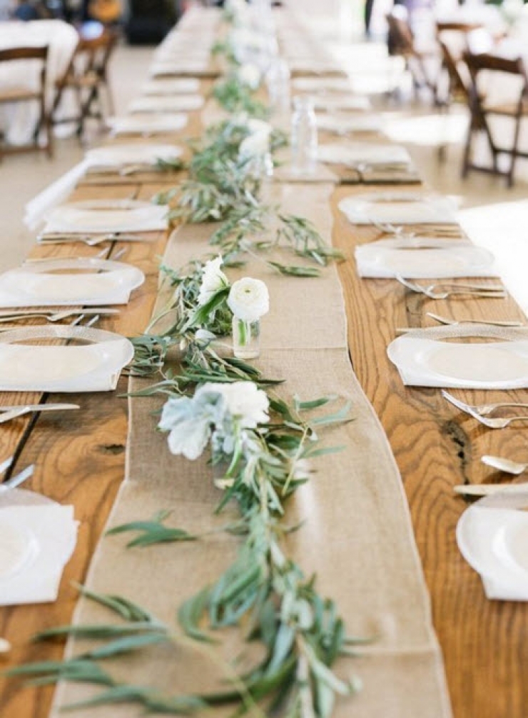 Illustration de l'article : Voici 20 idées de décorations de tables de Noël… La 3 est magnifique !