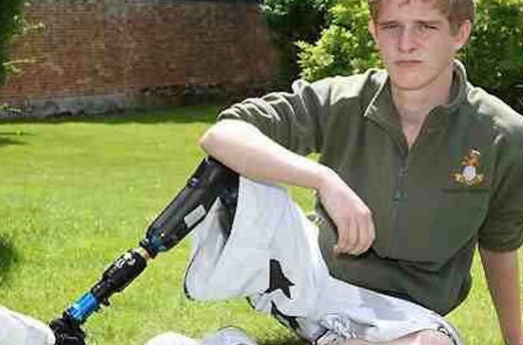 Illustration de l'article : Apr&egrave;s avoir perdu sa jambe en Irak, il publie ce statut puissant &agrave; propos des musulmans...