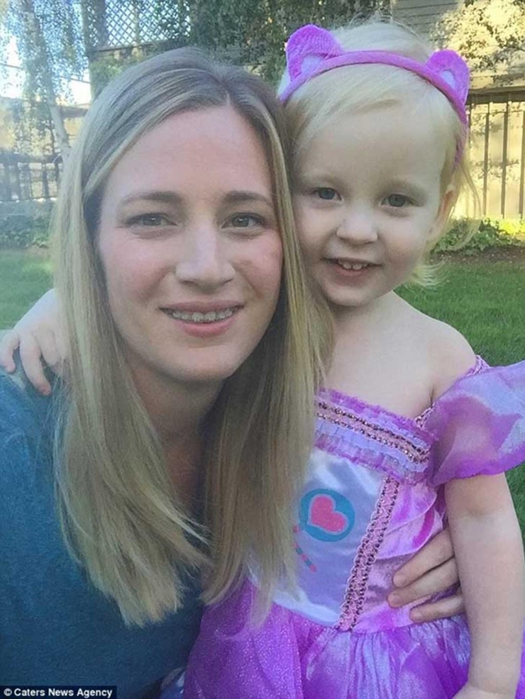 Illustration de l'article : Tout en continuant à manger gras, elle perd 40kg en 10 mois… Son secret ? Regardez: