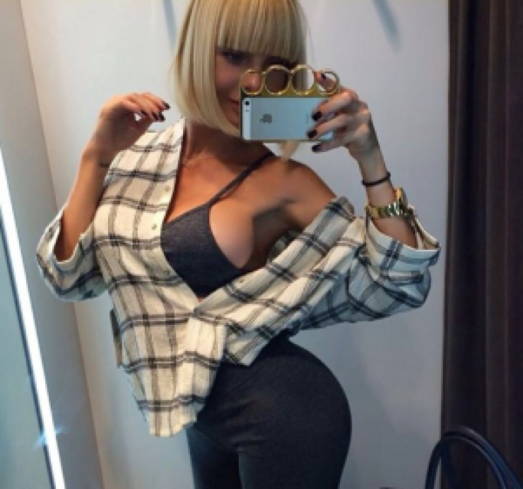 Illustration de l'article : Il en marre que sa femme poste des photos Sexy et il demande le divorce...