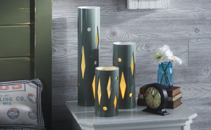 Illustration de l'article : 26 objets et accessoires fabriqu&eacute;s &agrave; partir de pi&egrave;ces en PVC recycl&eacute;es