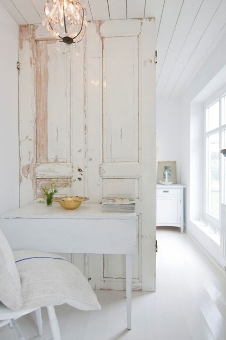 Illustration de l'article : 46 id&eacute;es pour recycler et donner une seconde vie &agrave; vos vieilles portes!