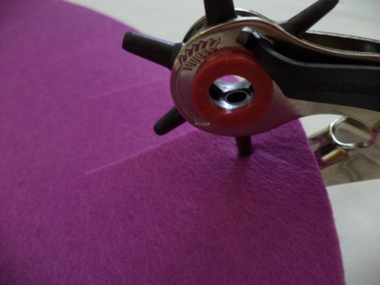 Illustration de l'article : DIY : une jolie corbeille en feutre &agrave; faire soi-m&ecirc;me