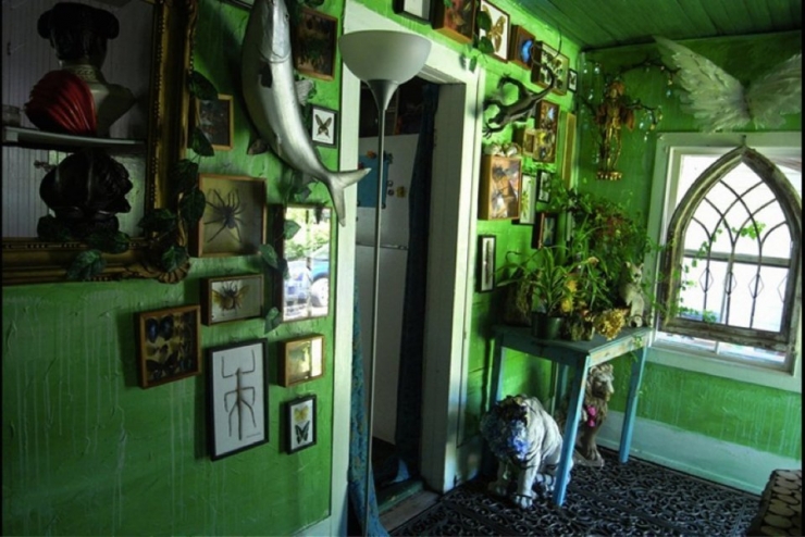 Illustration de l'article : Cette maison d&eacute;labr&eacute;e avait besoin d'une bonne transformation, regardez ce que cette femme en a fait!