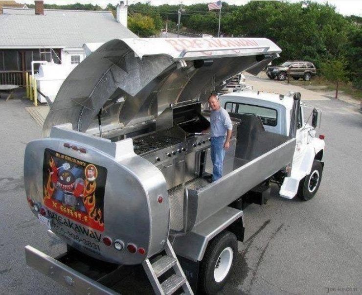 Illustration de l'article : Top 26 des barbecues les plus improbables mais bien pensés du monde ! Belle originalité !