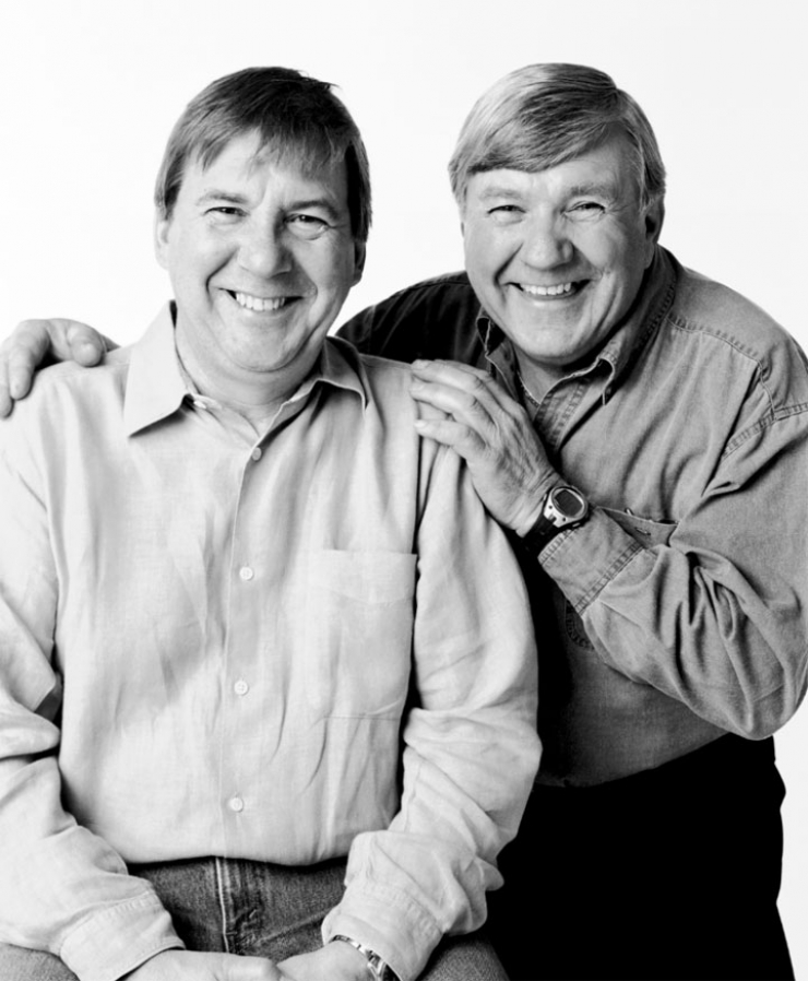 Illustration de l'article : Ces deux femmes semblent &ecirc;tre jumelles et pourtant la v&eacute;rit&eacute; est bien plus impressionnante que &ccedil;a !