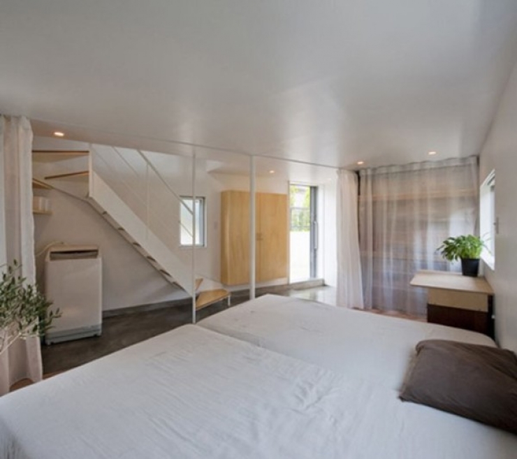 Illustration de l'article : Cette petite maison renferme un int&eacute;rieur assez surprenant, ne vous fiez pas &agrave; son apparence!