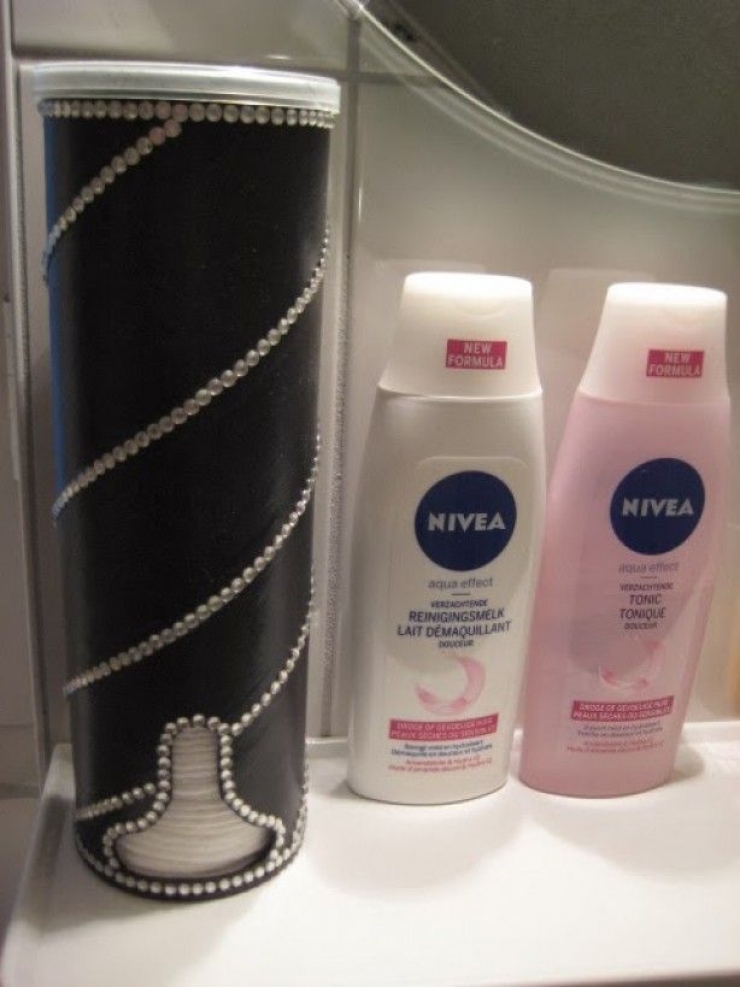 Illustration de l'article : 15 Trucs et astuces &agrave; faire avec vos bo&icirc;tes de Pringles vides... Ne les jetez plus !