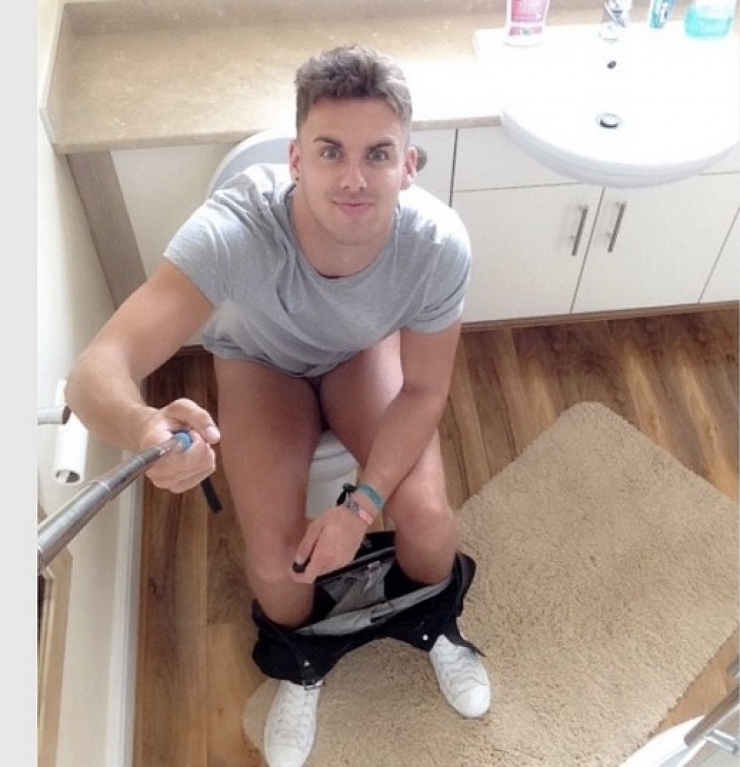 Illustration de l'article : Top 15 des personnes qui n'auraient jamais du apprendre à faire des Selfies !