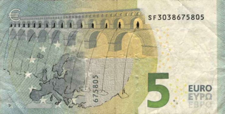 Illustration de l'article : Ce que cet artiste fait avec ces billets de banque en raison de la crise financi&egrave;re est incroyable