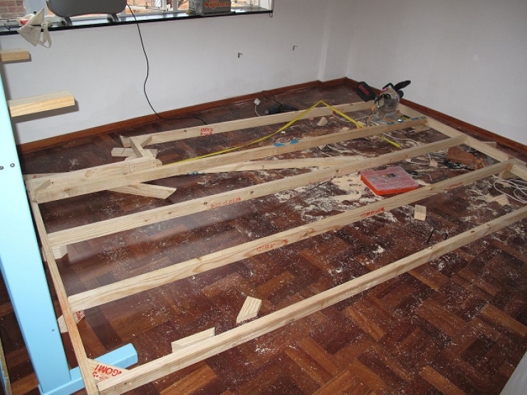 Illustration de l'article : Vous voulez transformer une pi&egrave;ce pour qu'elle fasse chambre-bureau ? Voici comment faire...