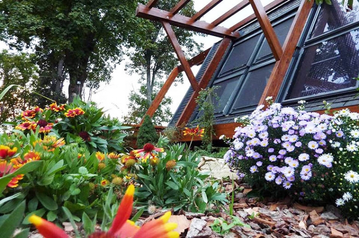 Illustration de l'article : Soleta, une maison luxueuse et &eacute;colo pour 25.000Euros seulement! Petite visite guid&eacute;e...