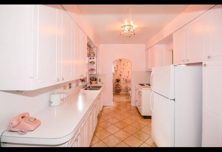 Illustration de l'article : À première vue, rien d'étonnant face à cette maison pourtant elle cache un magnifique secret...
