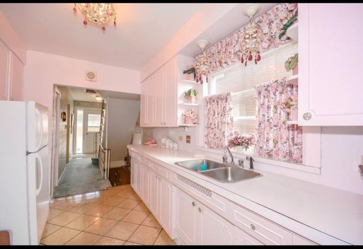 Illustration de l'article : À première vue, rien d'étonnant face à cette maison pourtant elle cache un magnifique secret...