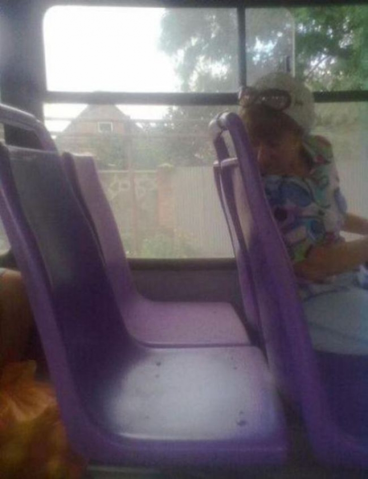 Illustration de l'article : 29 personnes qui n'auraient jamais du obtenir de dipl&ocirc;me, suffit de voir leurs constructions...